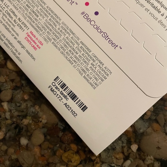 Color Street 100% dry nail polish strips. - Picture 3 of 6